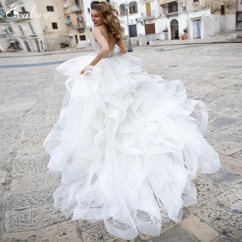 EVALOVE Романтическое свадебное платье трапециевидной формы с вырезом в виде сердца и открытой спиной, роскошные бретельки, расшитые бисером, тюлевое свадебное платье принцессы