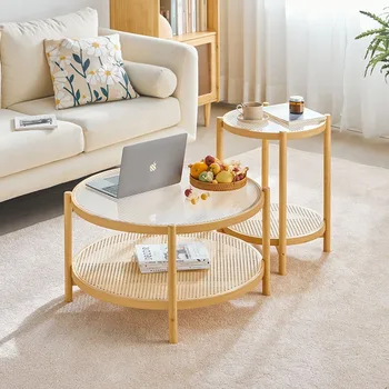 Маленький чайный столик из стекла в скандинавском минималистичном стиле, небольшой блок, приставной столик в японском стиле, сплетенный из ротанга, светлая роскошная гостиная, массив дерева