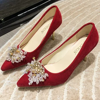 Новые женские туфли на высоком каблуке с острым носком и жемчужным бантом на шпильке, красные свадебные туфли для женщин, повседневные удобные туфли на высоком каблуке без застежки