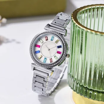 Популярные персонализированные женские кварцевые наручные часы с цветной шкалой из страз