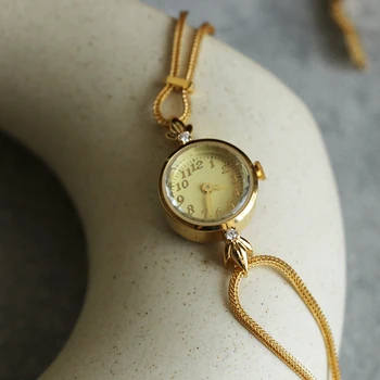 2022 Новые женские Золотые часы Женские Часы-браслет Наручные часы в Британском Стиле Подарки Женщинам С Бриллиантами Нежные и простые