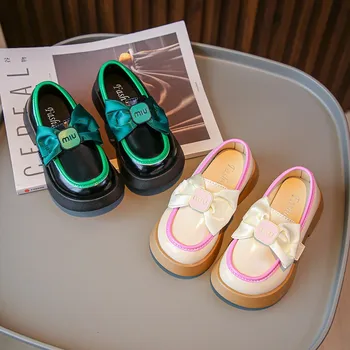 Кожаная обувь для девочек в английском стиле, новинка весны 2023 года, повседневная обувь принцессы на мягкой подошве для маленьких девочек, детские тонкие туфли Мэри Джейн