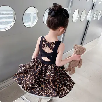 Платье для девочек Лето 2023, новая детская одежда, детское Маленькое Черное платье с леопардовым крестом на спине, Хепберн,