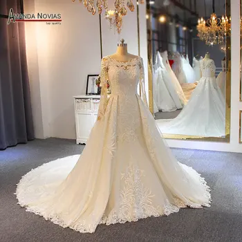 Сверкающее свадебное платье-русалка со съемным шлейфом