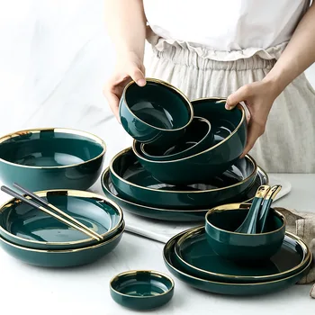 Зеленый керамический набор посуды для ужина, роскошный набор обеденных тарелок и мисок с золотой инкрустацией, ресторан-отель