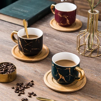 Скандинавские керамические кружки, набор кофейных чашек и блюдец, британская чайная чашка с золотым ободком и деревянный поднос, чайный сервиз с ложкой, посуда для завтрака